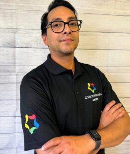Agent de liaison et communications